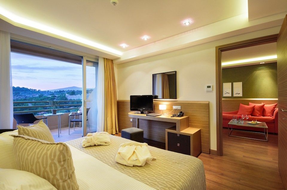Classical Suite with Sea View