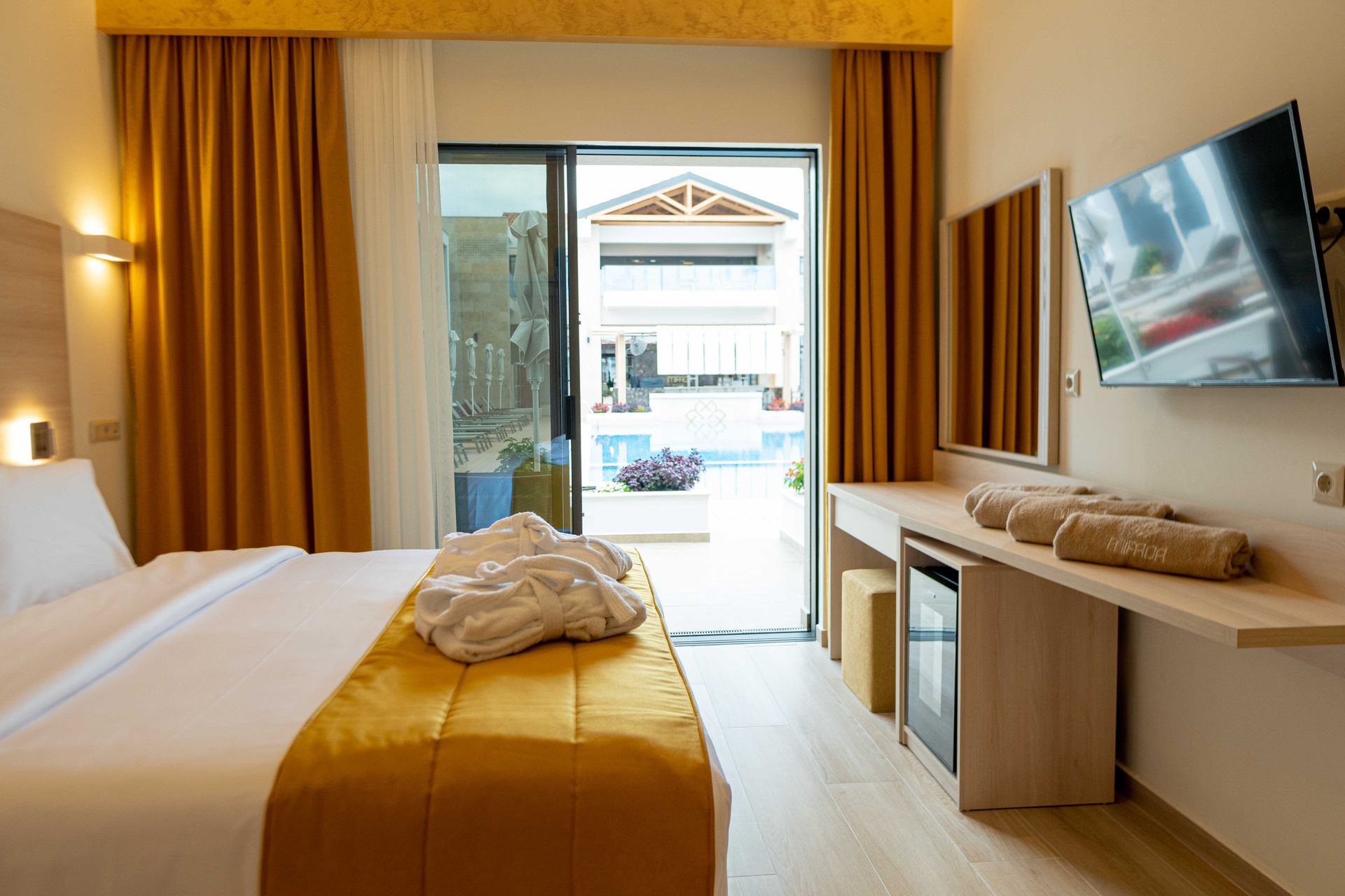 Loft Suite Pool View