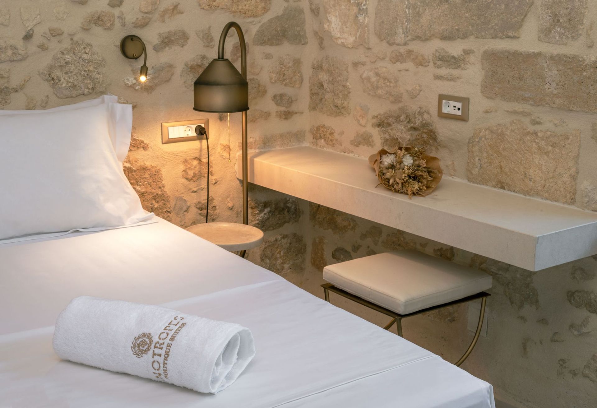 Inotropes Boutique Suites Heraklion - SPERMO - 8