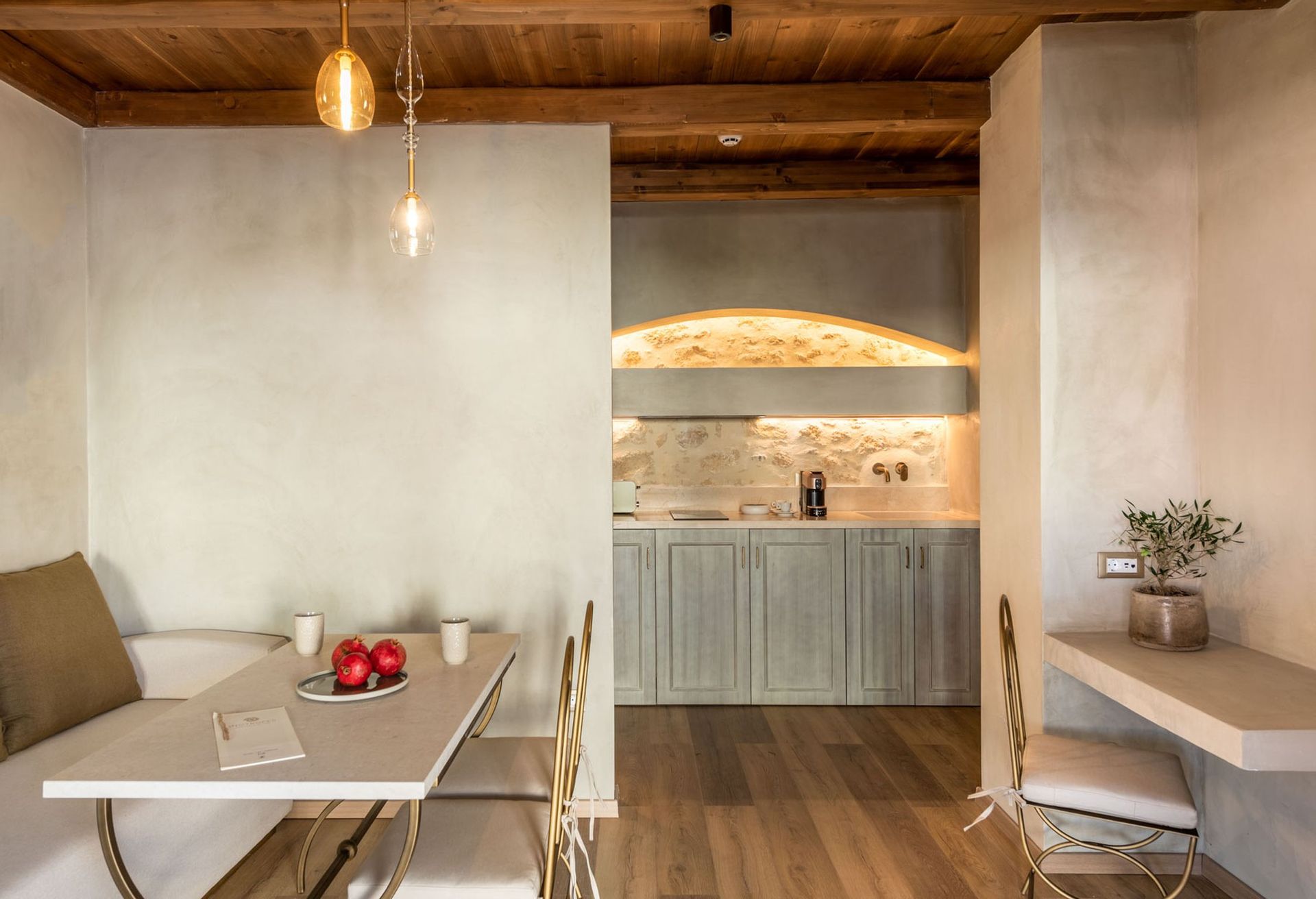 Inotropes Boutique Suites Heraklion - ELAIS - 5