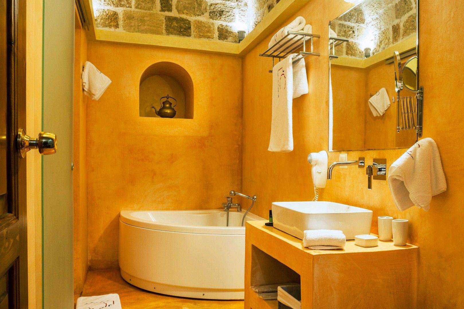 In Camera Art Boutique Hotel - MEDIPE - 8