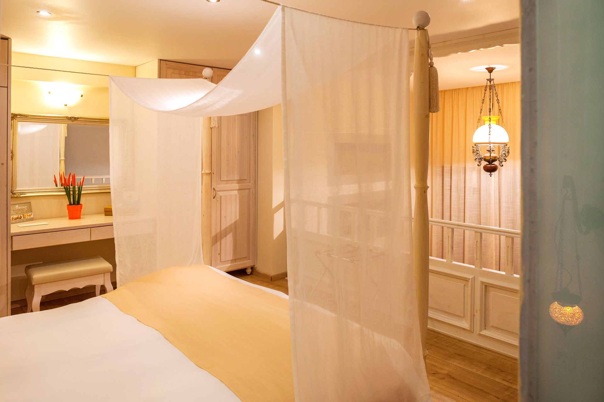 In Camera Art Boutique Hotel - DLXSTE - 5