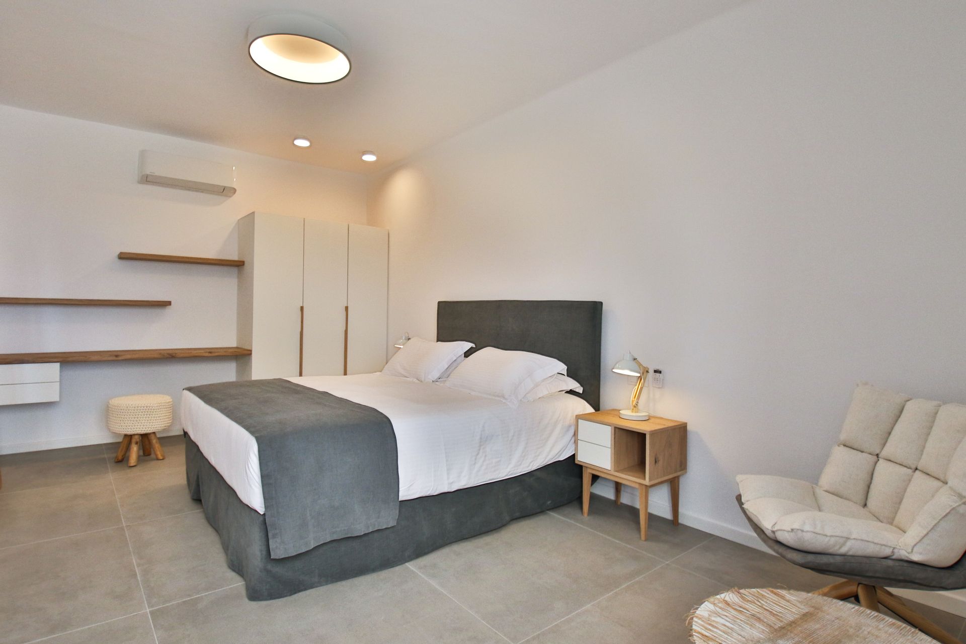Elia Two-Bedroom Apartment Beach Front