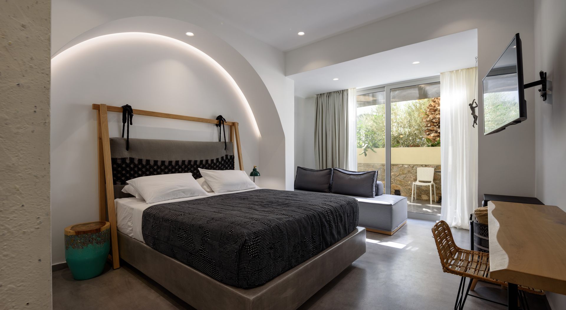 Junior Suite with outside Jacuzzi