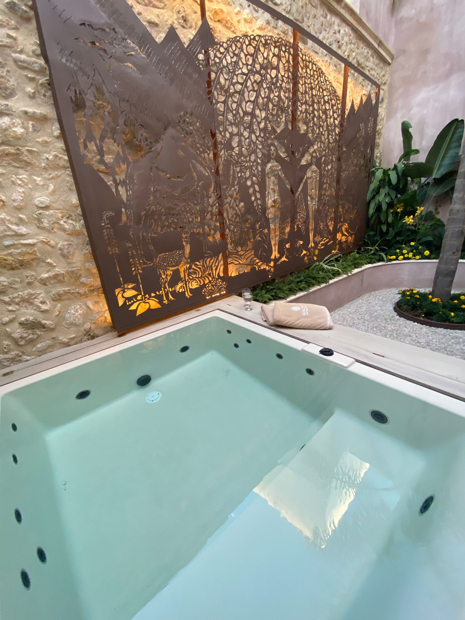 Eden Spa Residence – located 180m. from the Hotels