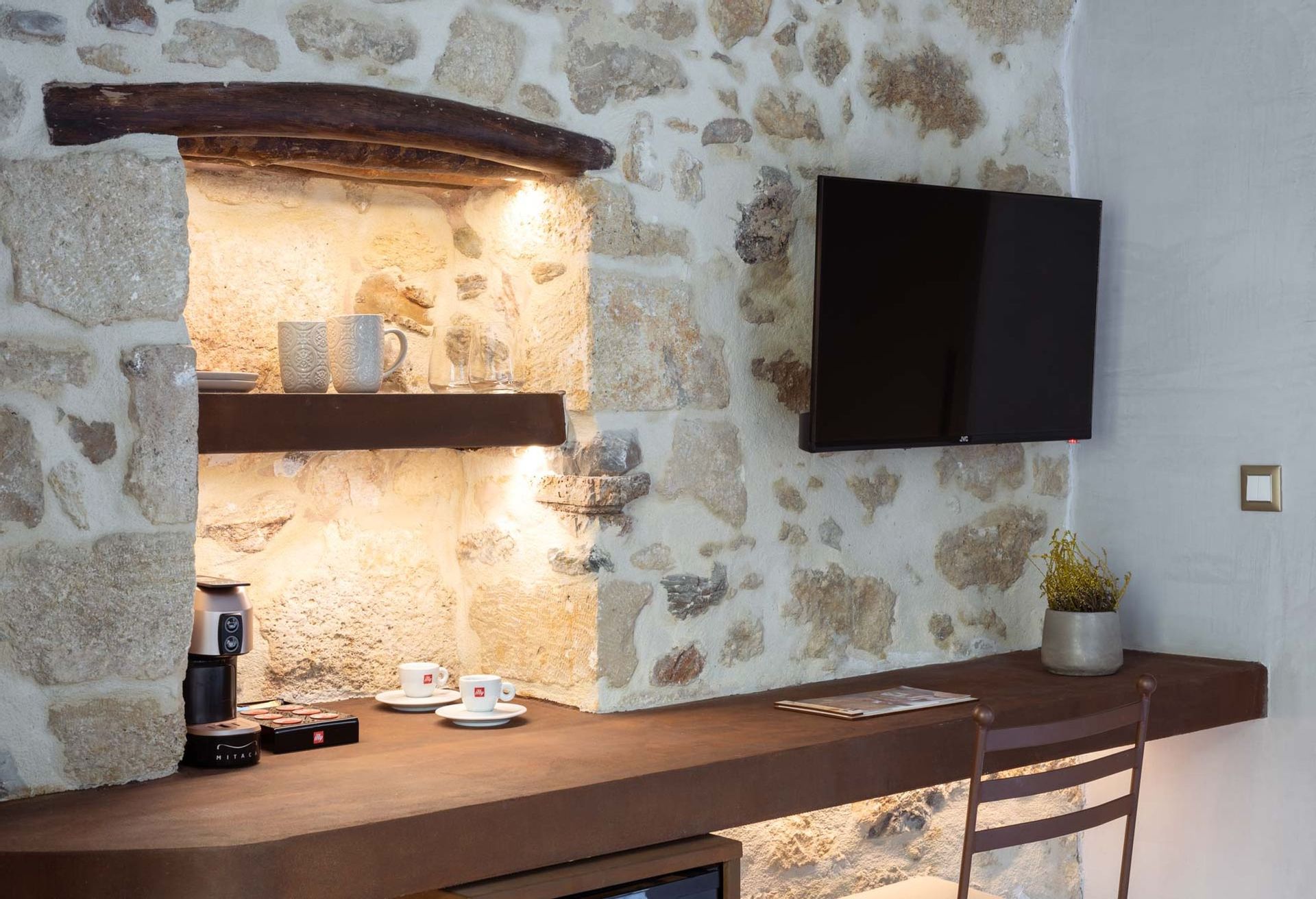 Inotropes Boutique Suites Heraklion - ANIOS - 3