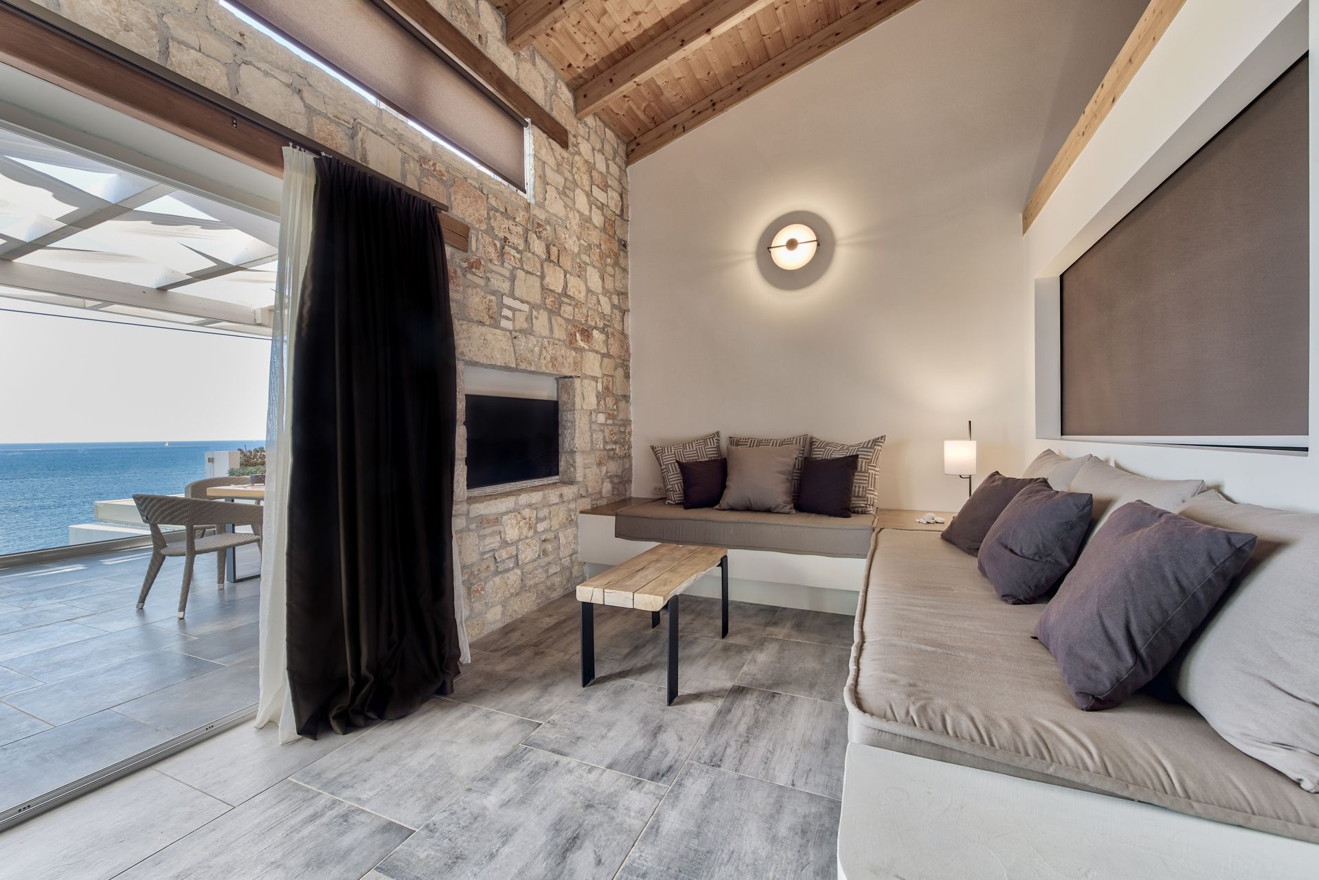 Aliv Stone Suites & Spa Zakynthos - GRANJE - 2
