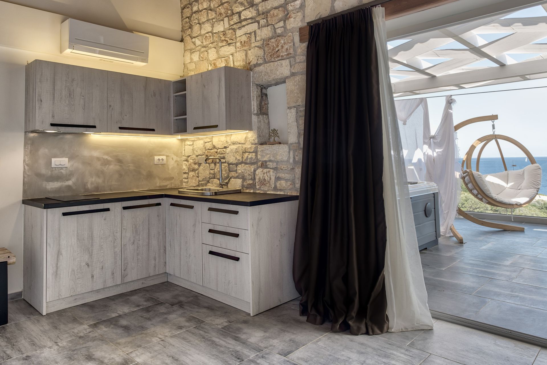 Aliv Stone Suites & Spa Zakynthos - GRANJE - 3