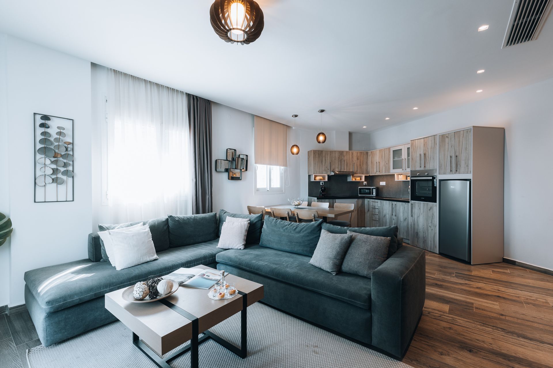 Deluxe 2-Bedroom Family Apartment Lateral Sea View