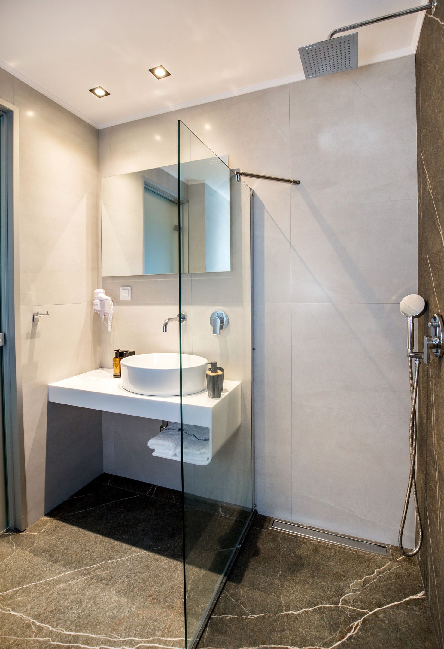 Epicentrum Suites & Villa Oasis - SUITE - 9