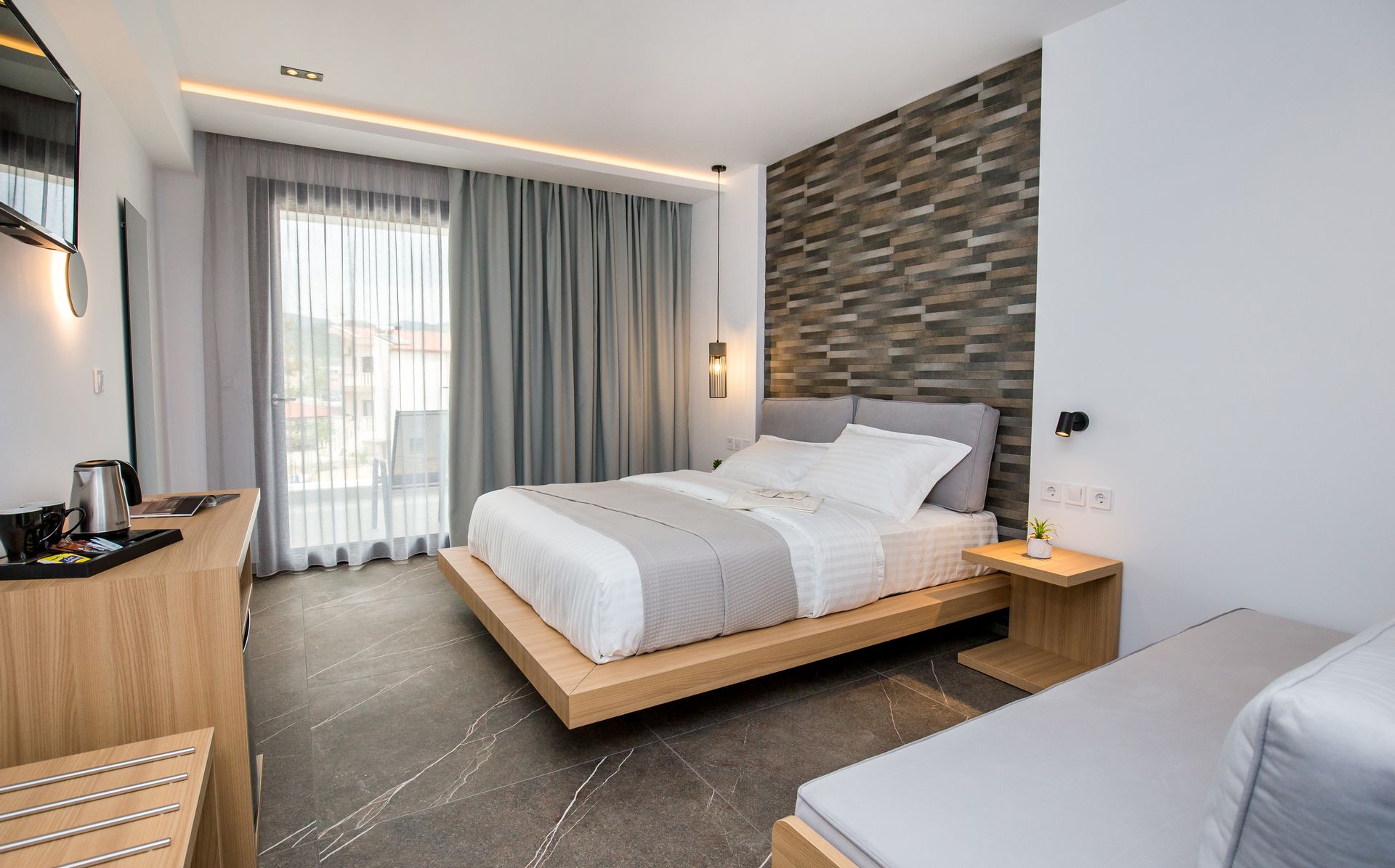 Queen Suite – Disability Access | Epicentrum Suites