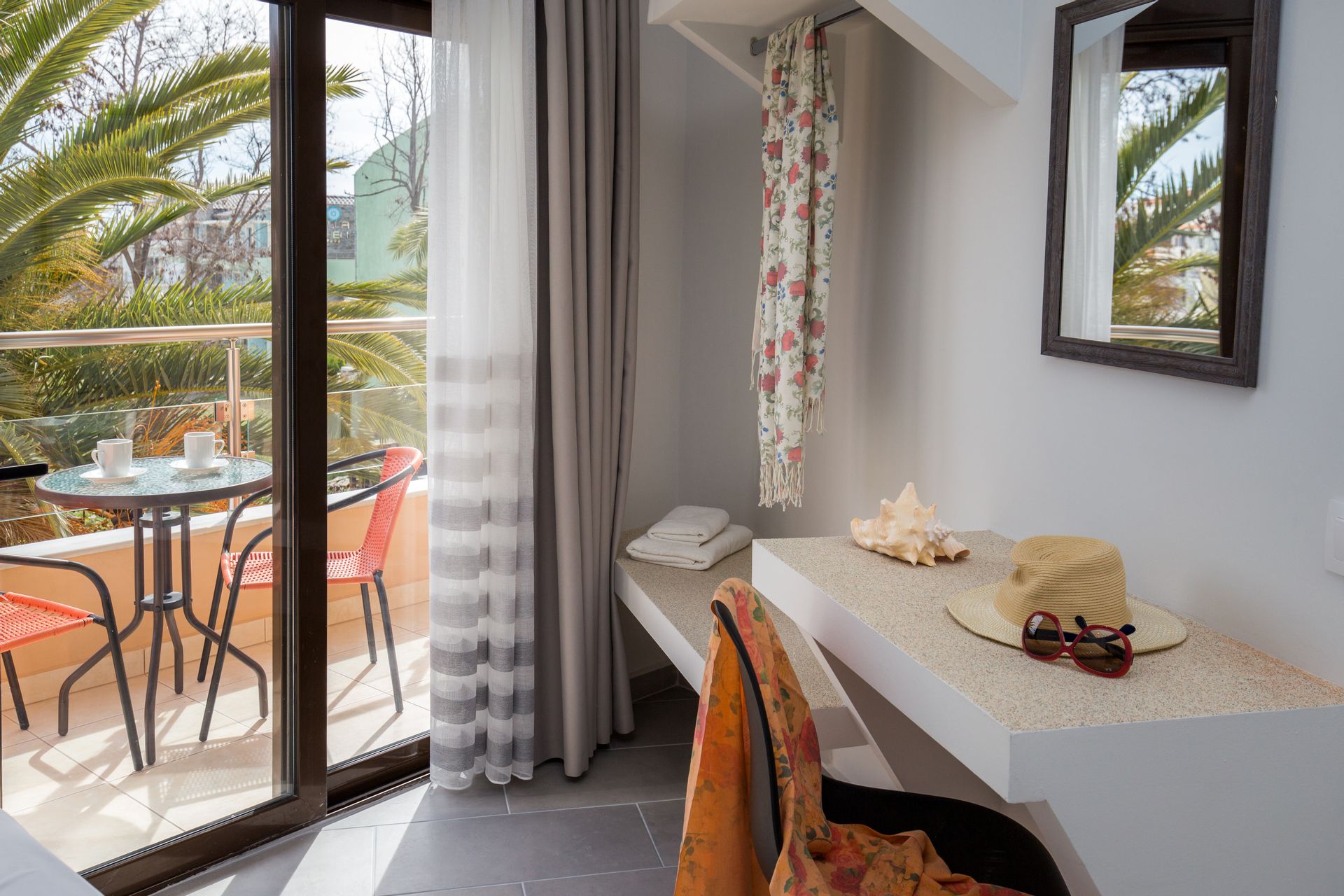 Epicentrum Suites & Villa Oasis - DLXAPT - 11