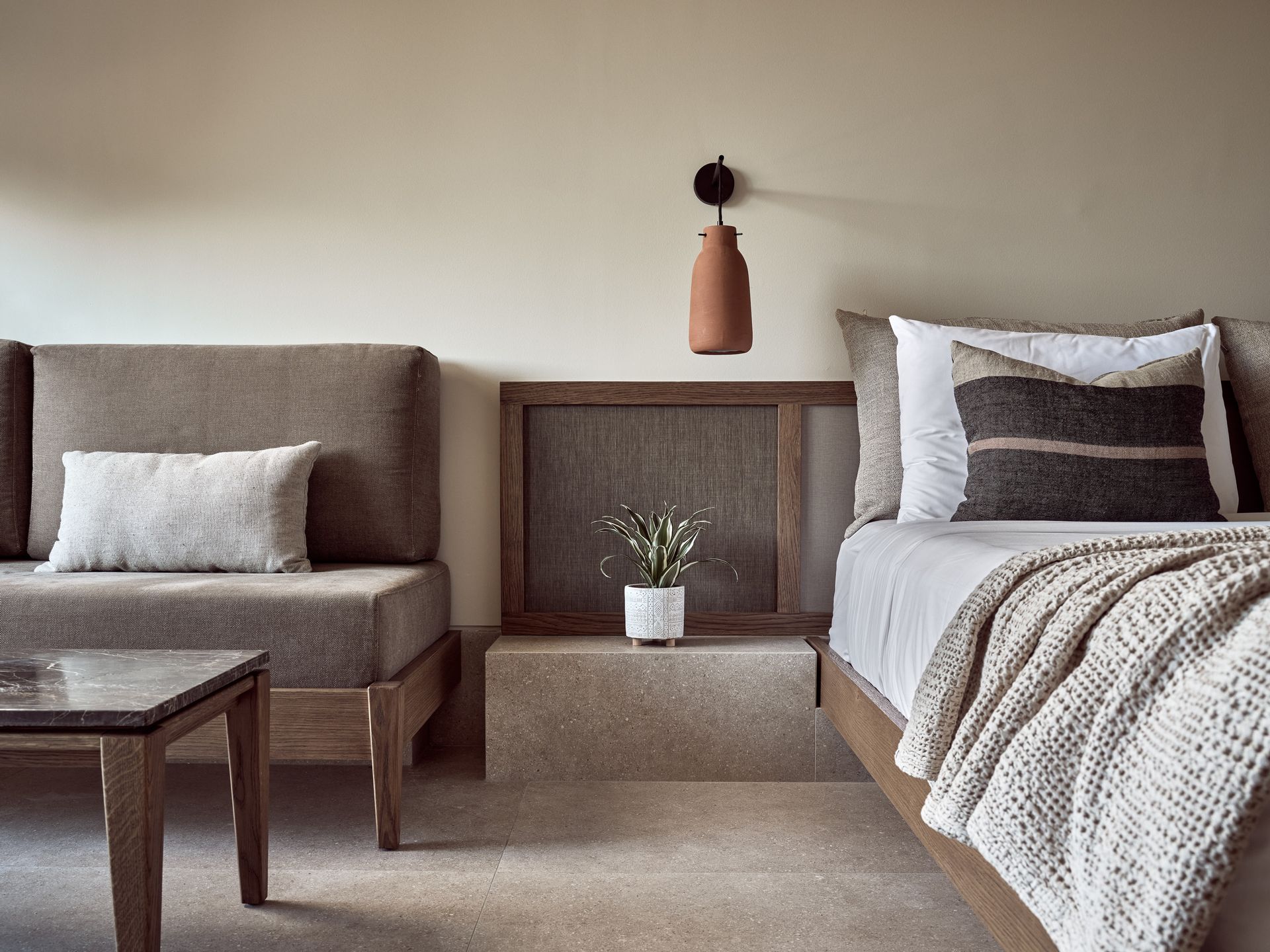 Friends & Family 2 Bedrooms Suite up to 5