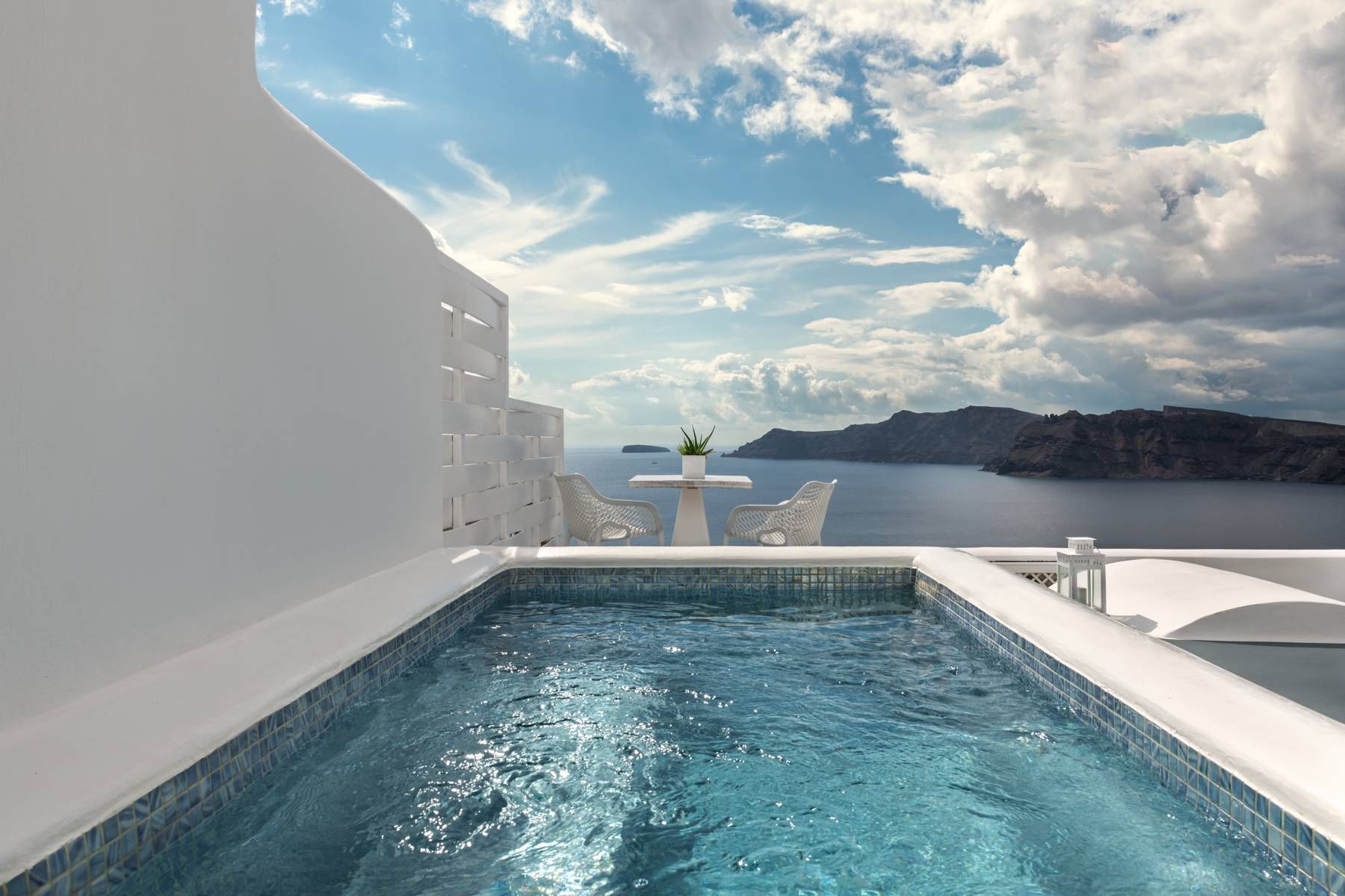 La Perla Villas & Suites - JRS - 4