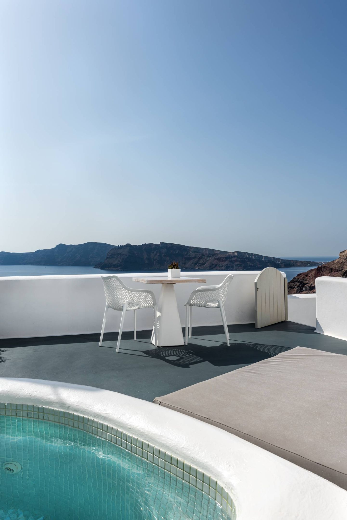 La Perla Villas & Suites - JRS - 16