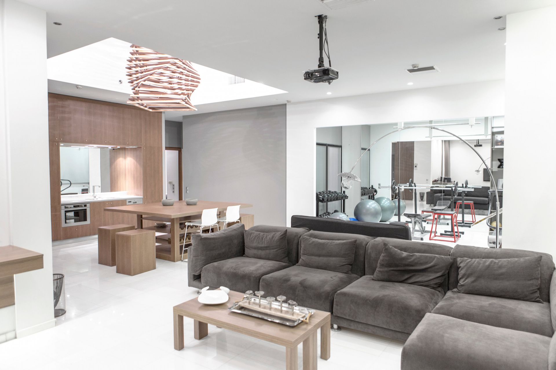 Two Bedroom Suite with Acropolis View – Wezen