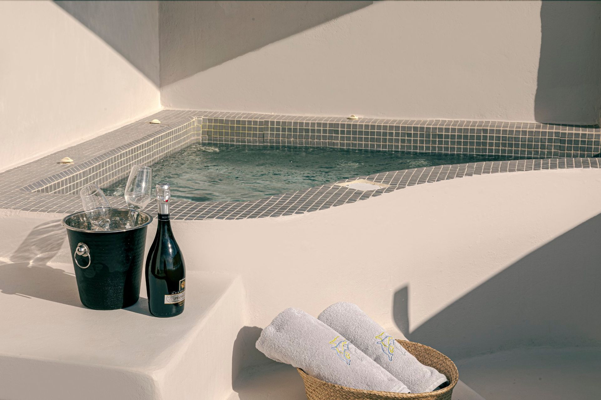 Grand View Hotel - JACUZZ - 15