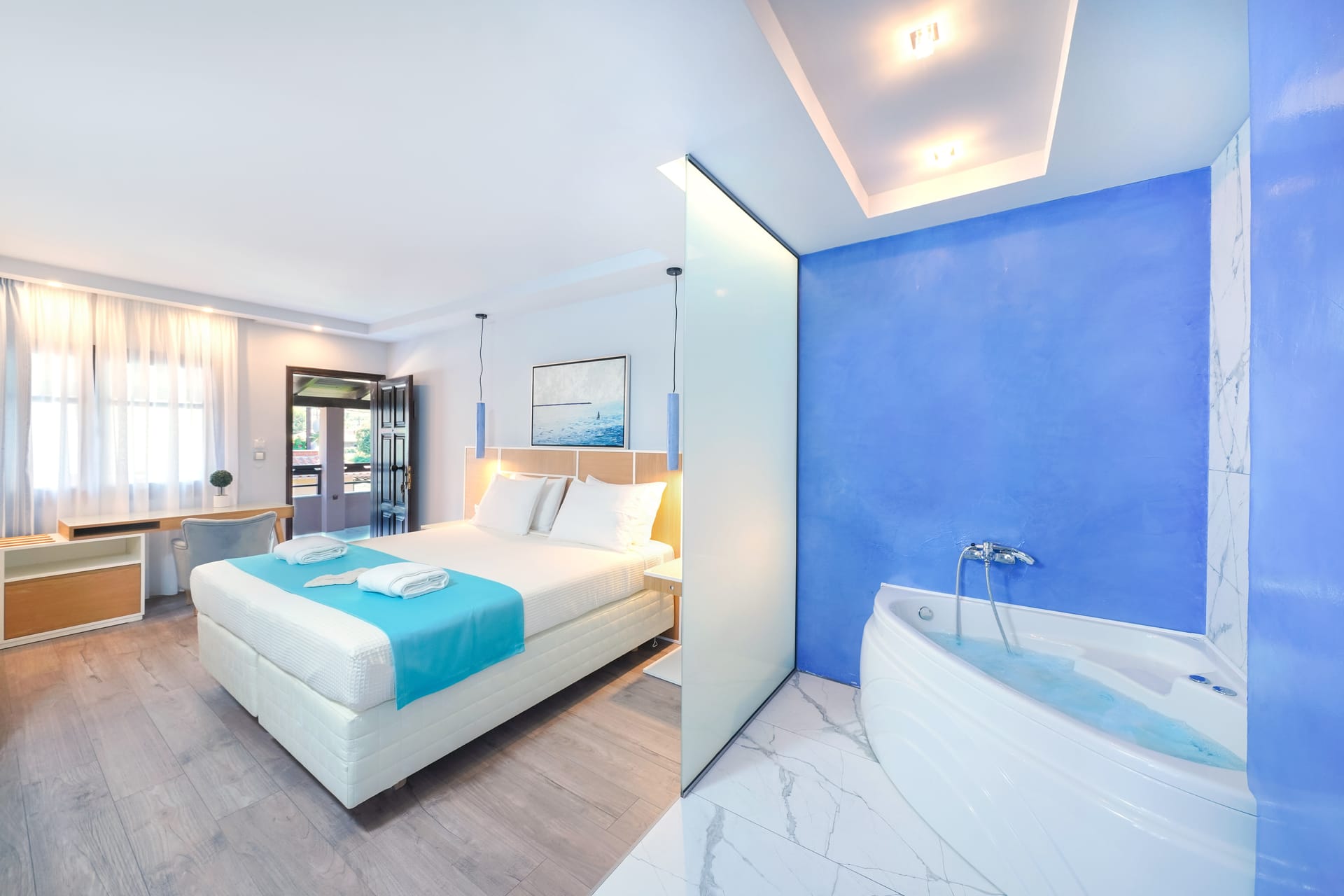 Deluxe Room with Sea View