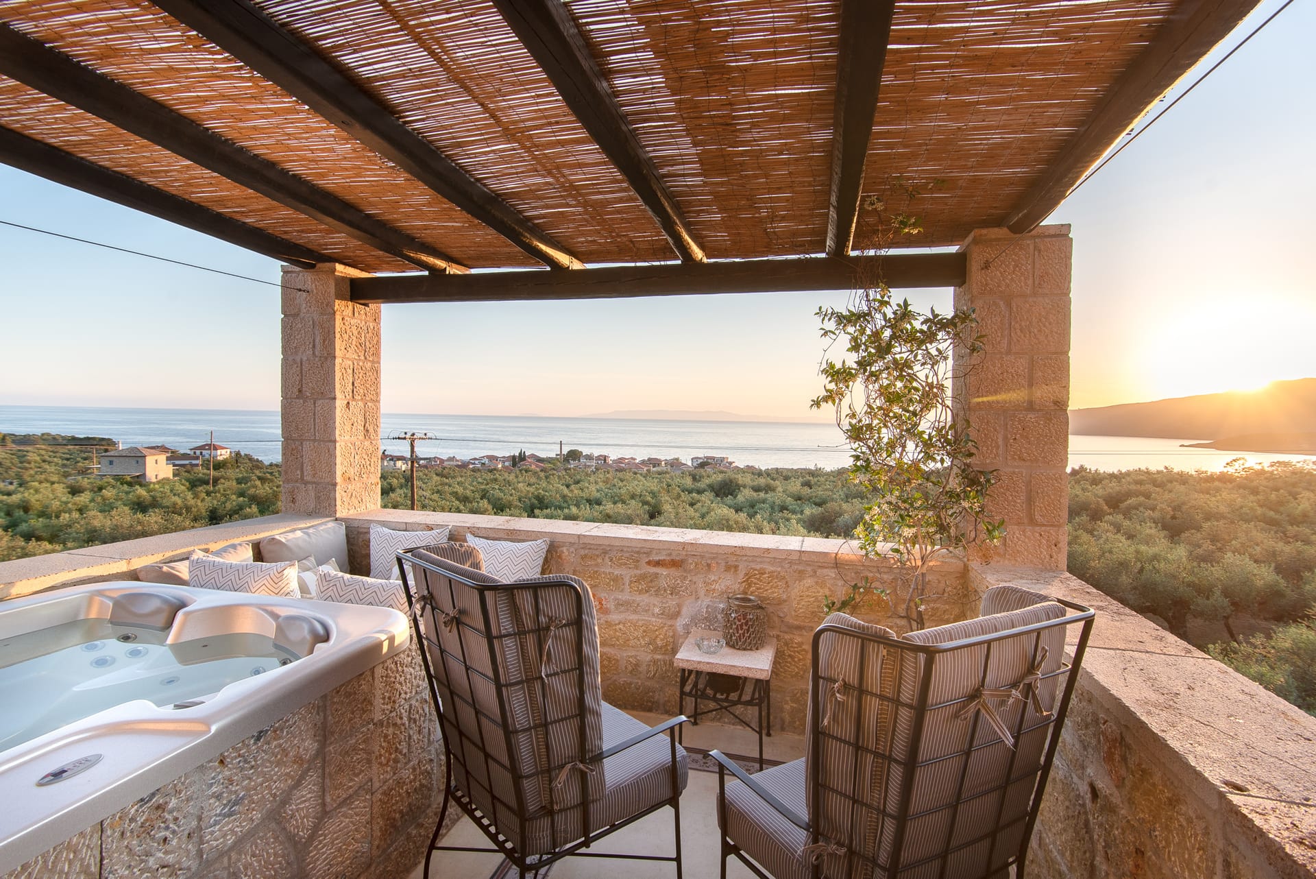 Villa Oria – With Sea View