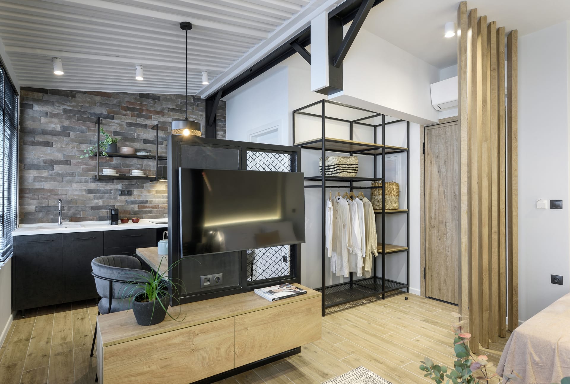 Olvios Luxury Suites & Lofts - SYNTH - 13