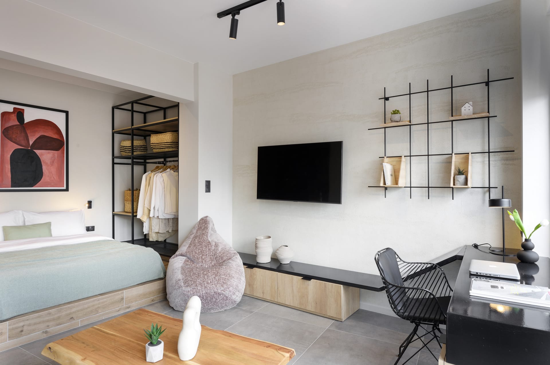 Olvios Luxury Suites & Lofts - HORIZ - 2