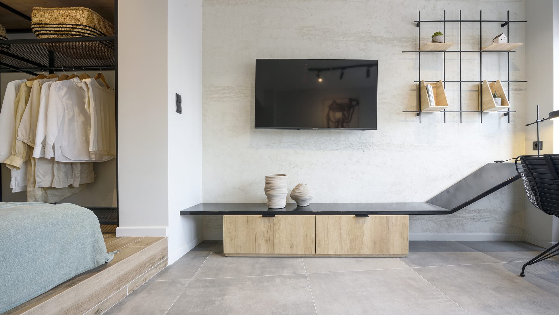 Olvios Luxury Suites & Lofts - HORIZ - 15