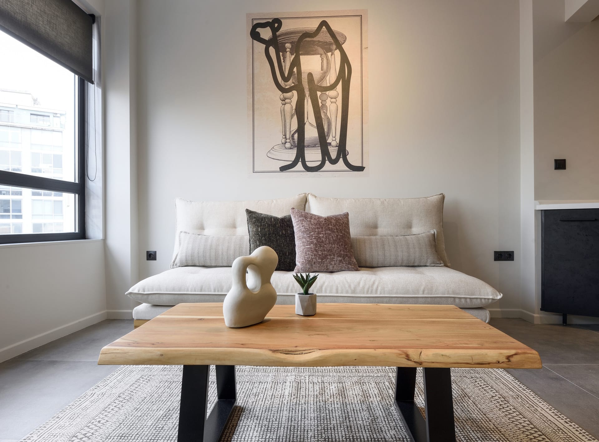 Olvios Luxury Suites & Lofts - HORIZ - 18