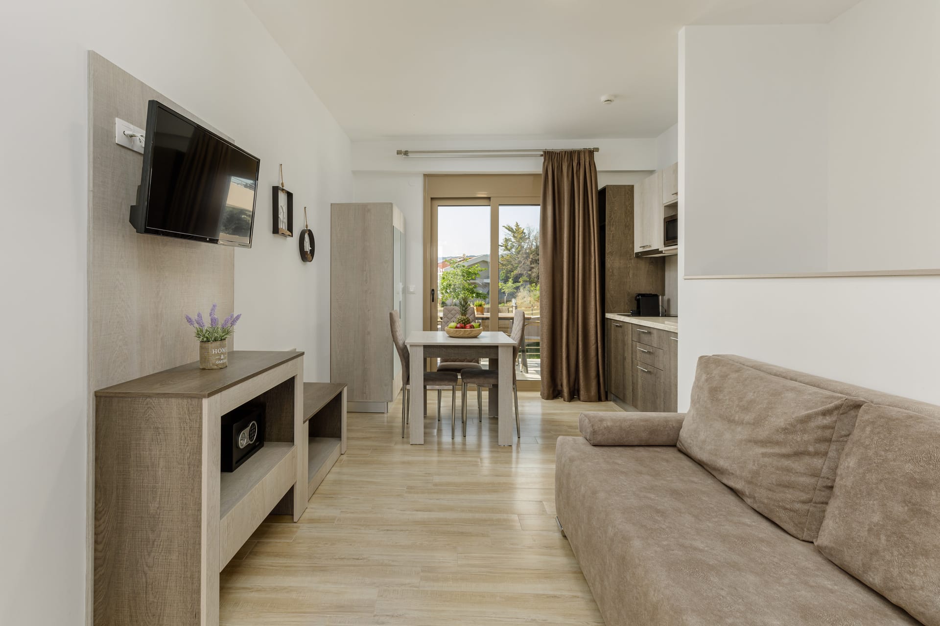 Apartment with Bedroom Semi-basement