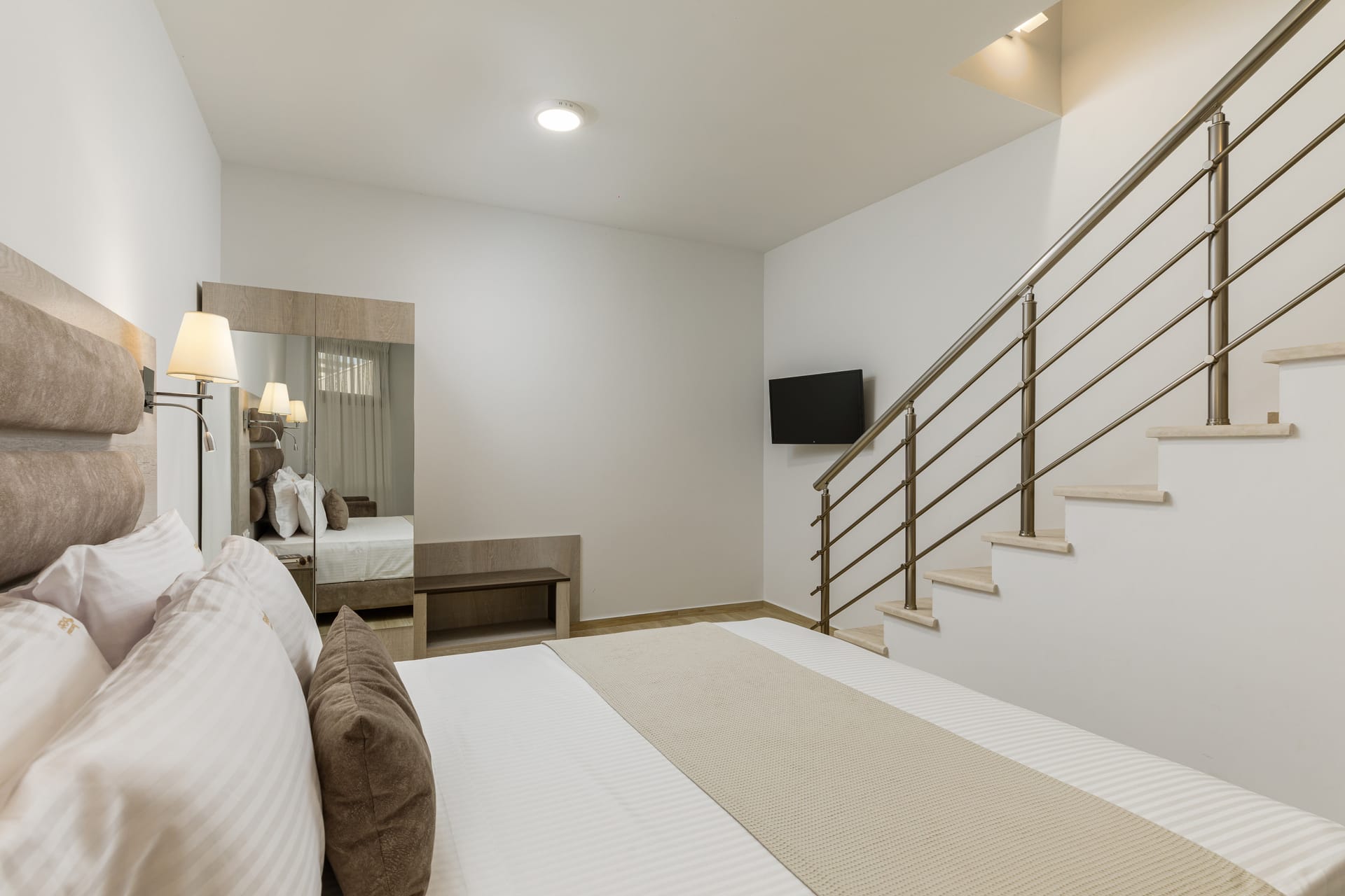 Aria Garden Suites - EXECSU - 7