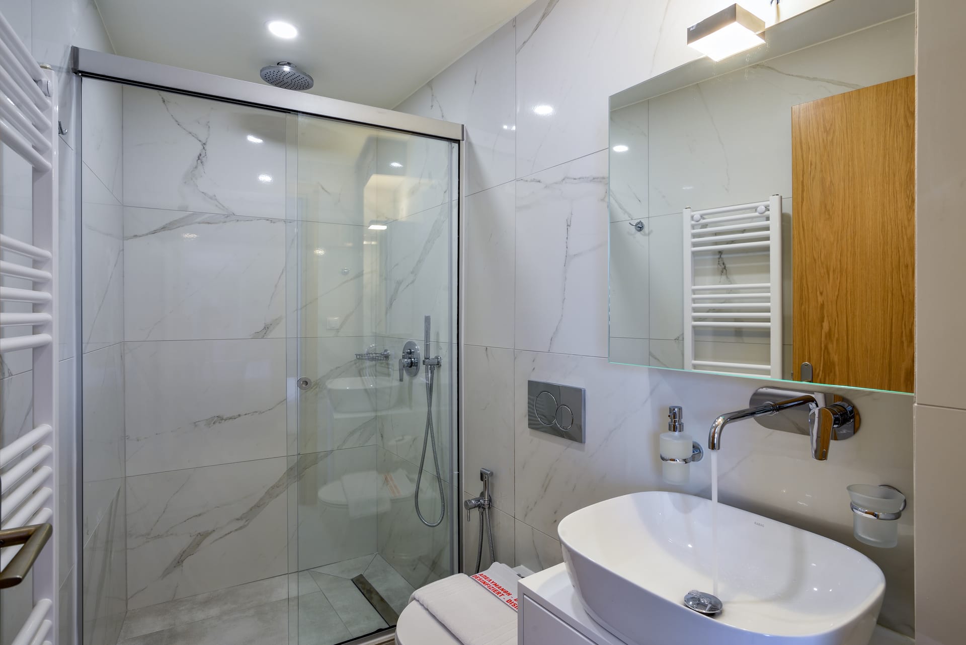 Elia Residences - 2BED - 14