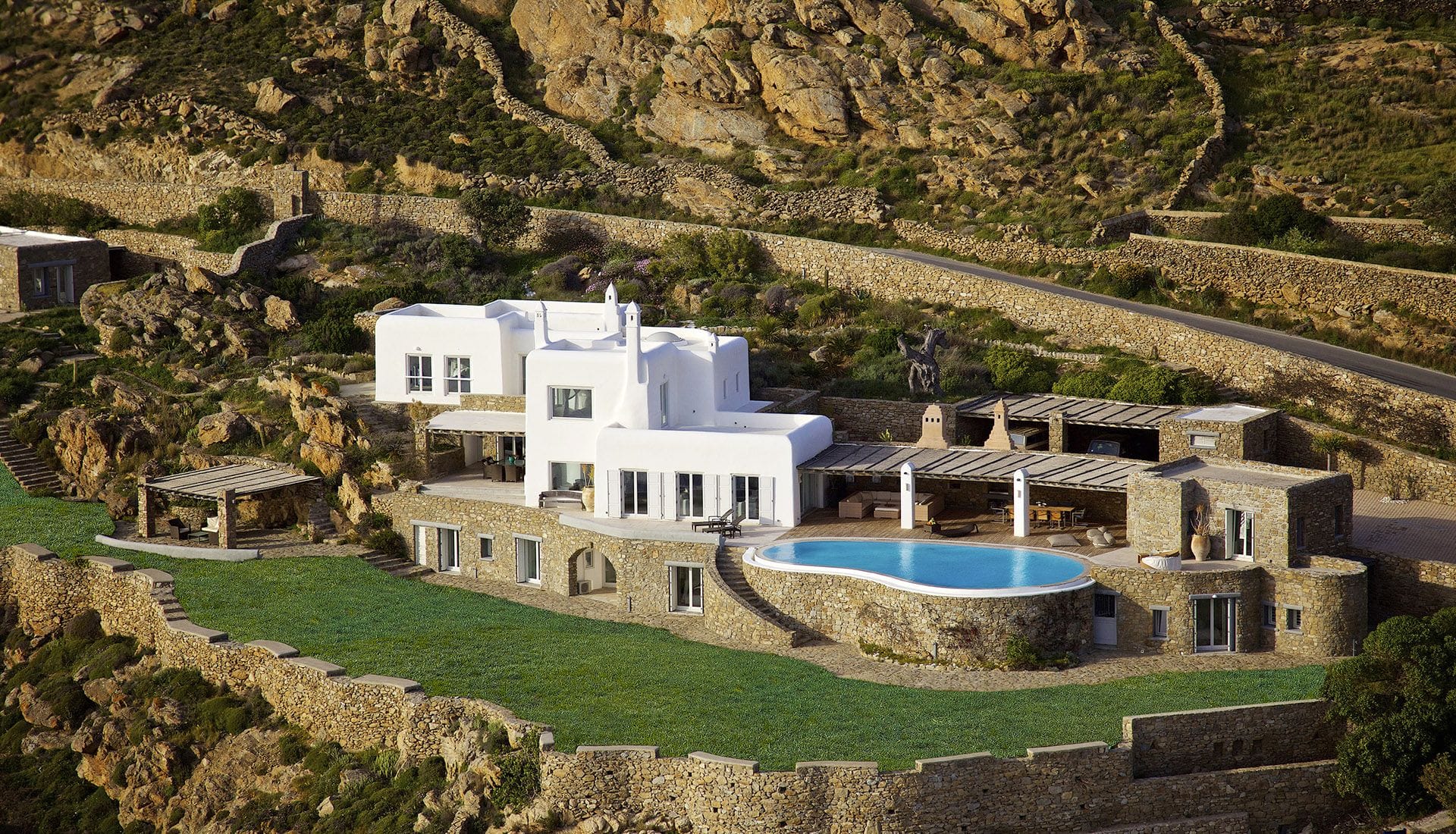 Ethos Greek Hospitality - MONTAN - 1
