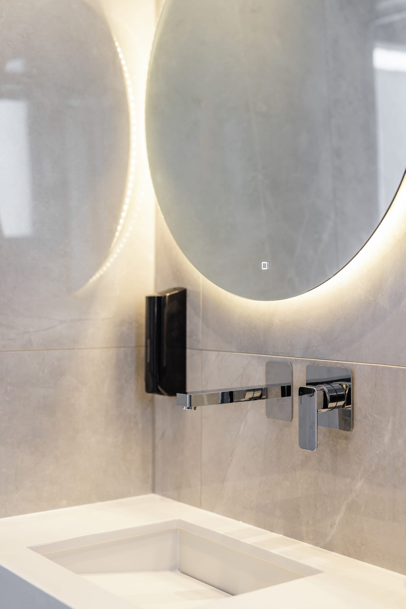 Amalthia Luxury Suites - DLXSUI - 4