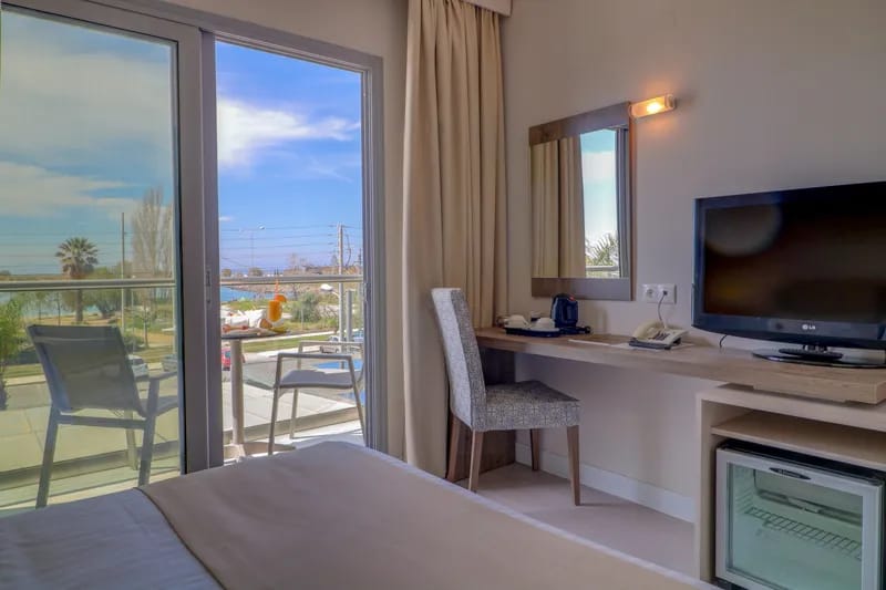 Executive Sea View Room