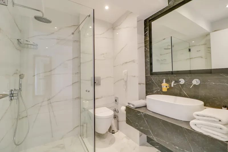 Palace Hotel Glyfada - ESSV - 13