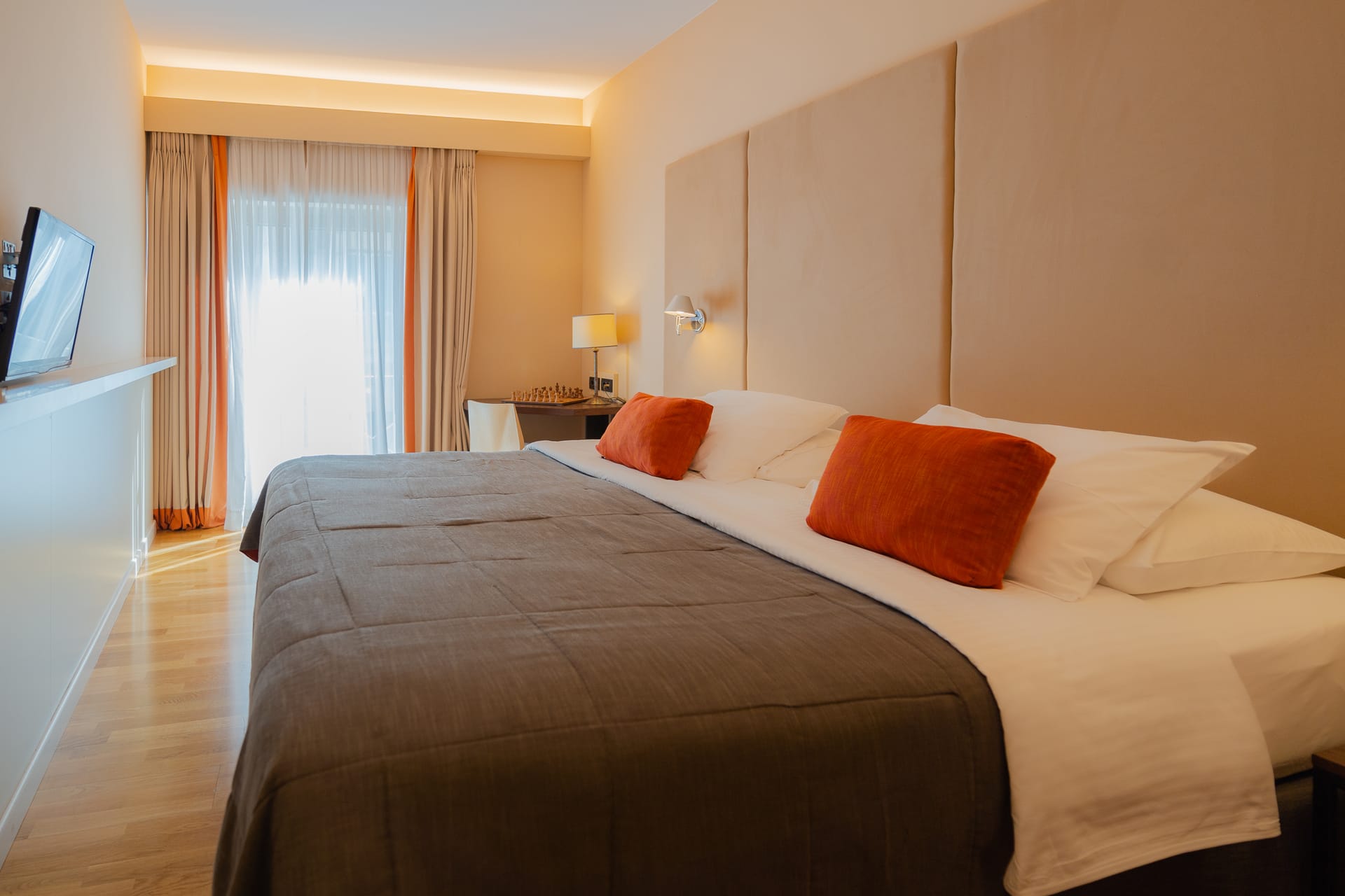 Superior Double / Twin Room | City or Garden Patio View – Newly Renovated