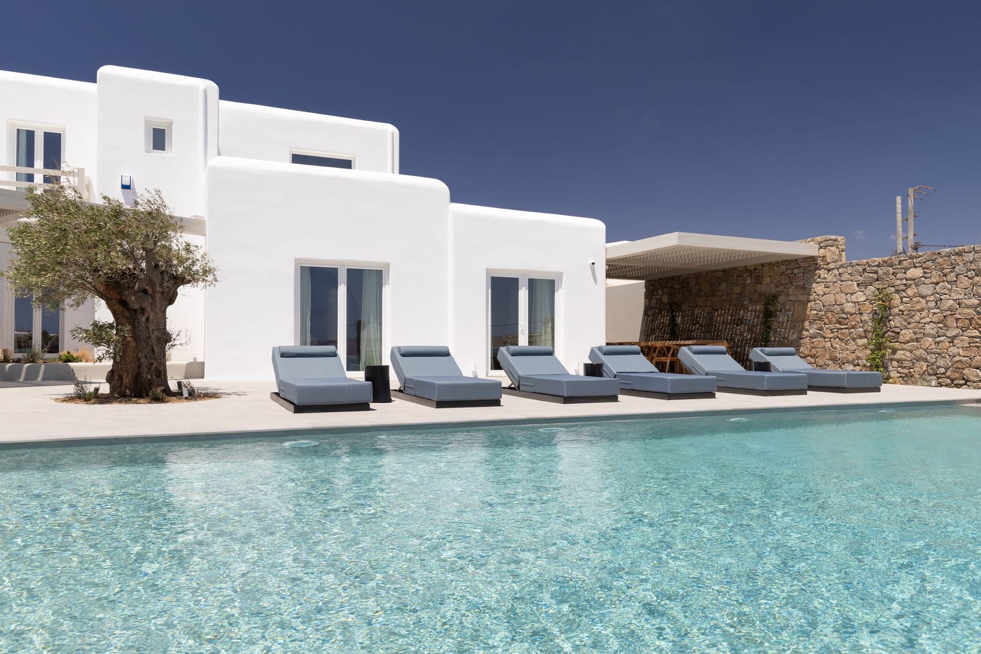 Ethos Greek Hospitality - ANNIE - 4
