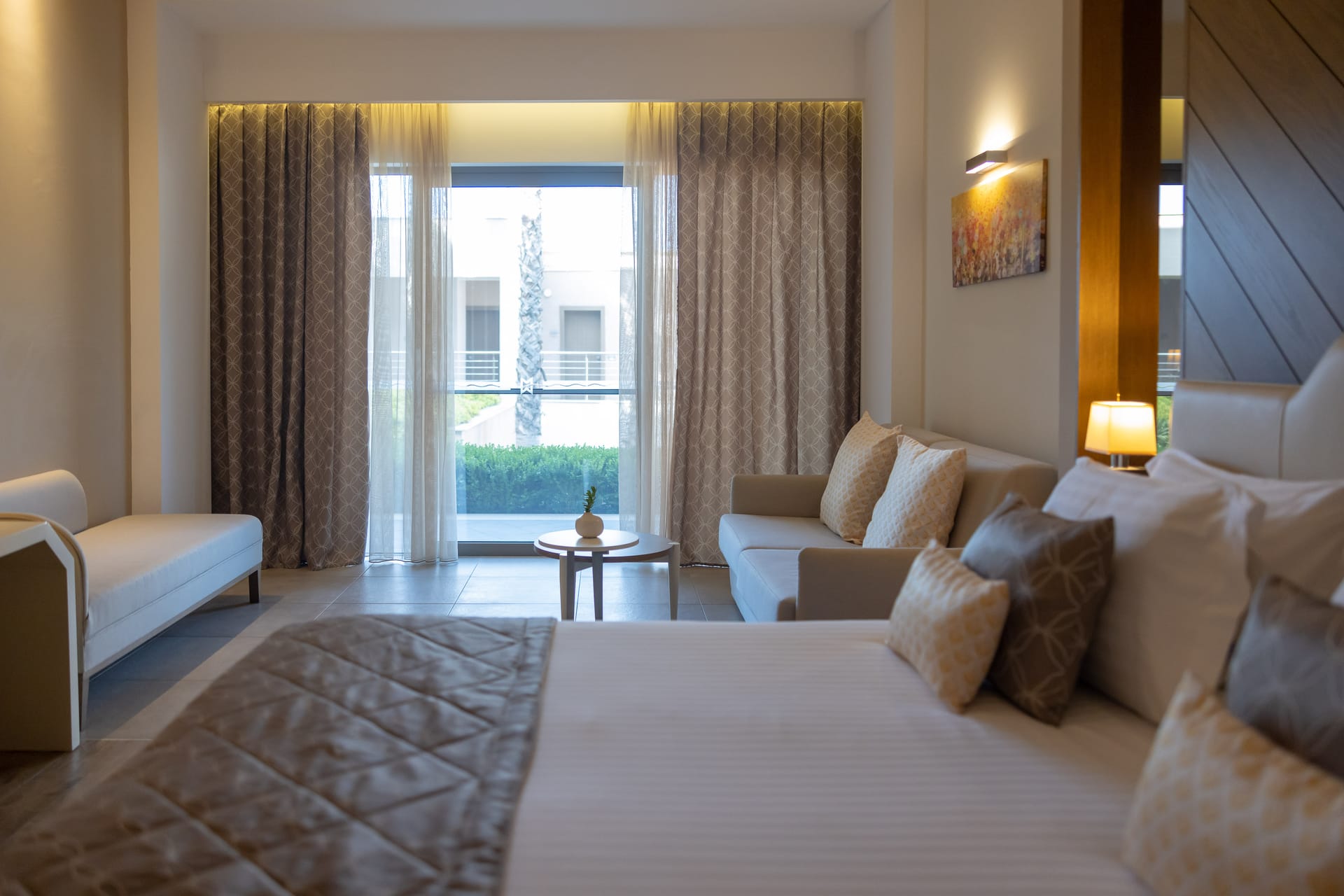 Deluxe Garden View Room