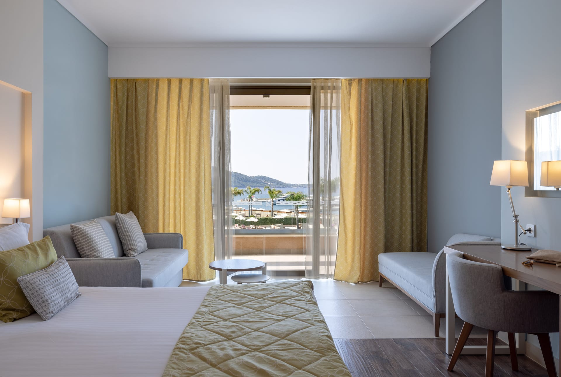 Deluxe Sea View Room