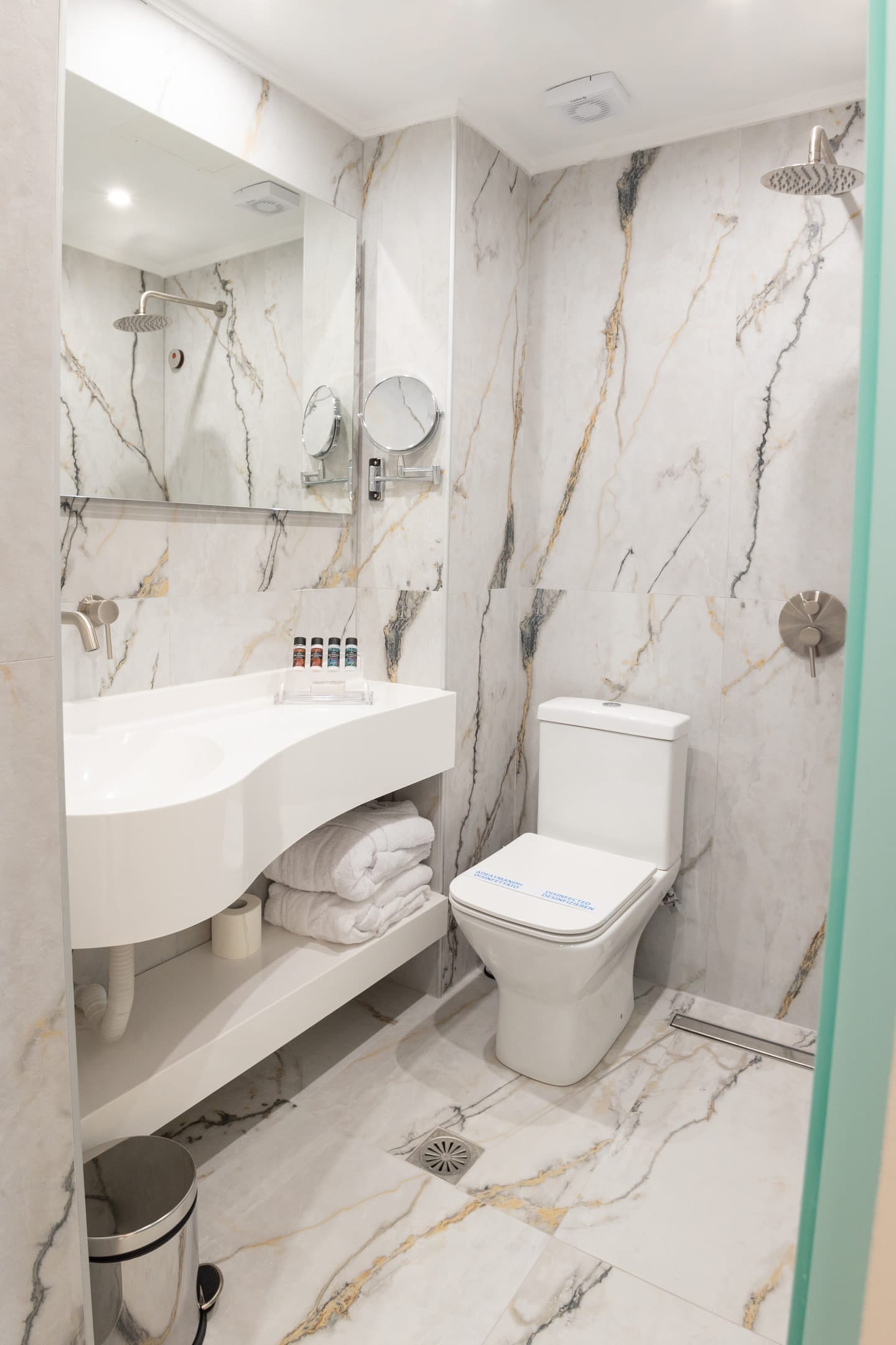 Modern Revival Luxury Hotel - SINGLE - 2