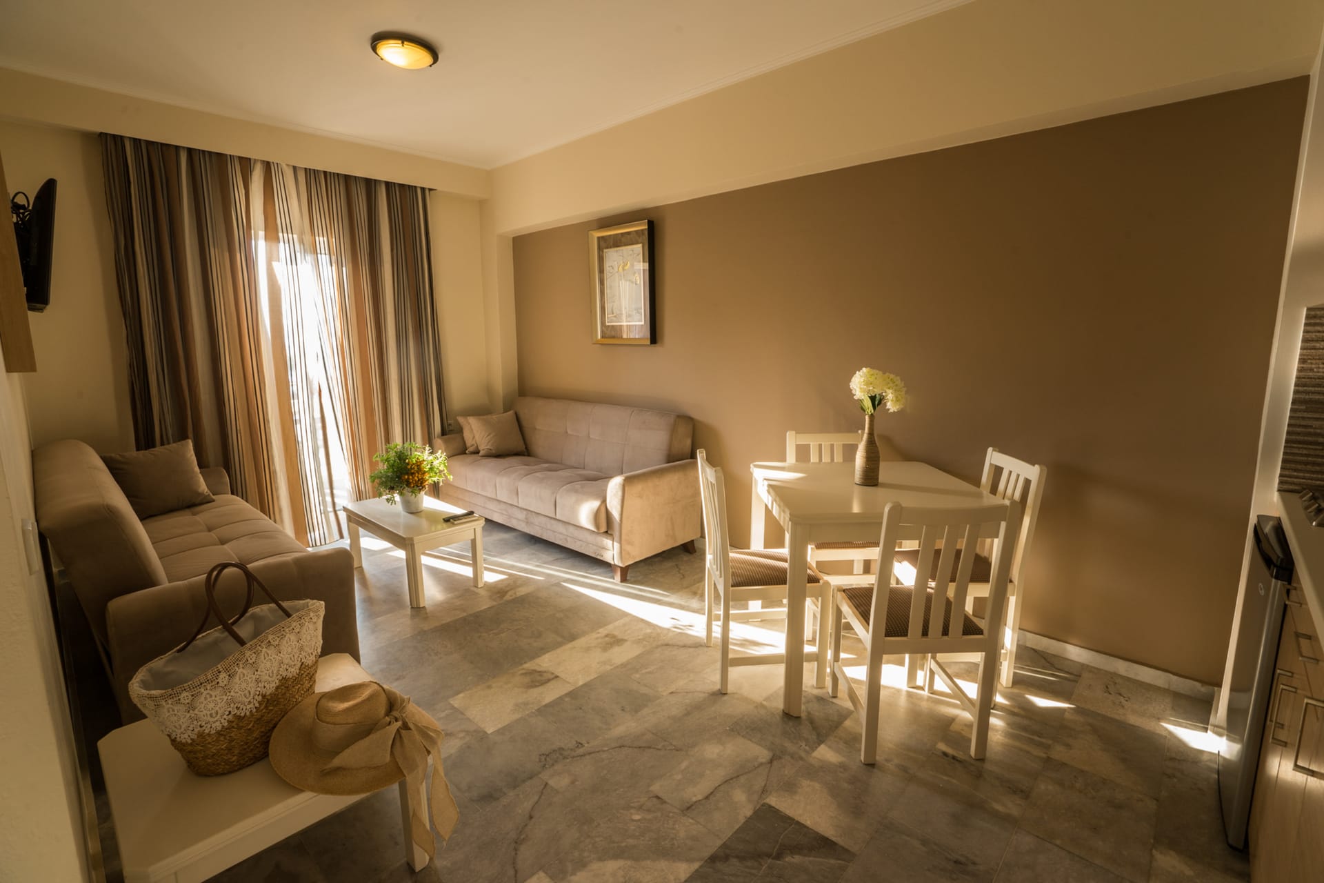 Golden Bay Suites - 1BEDSI - 4
