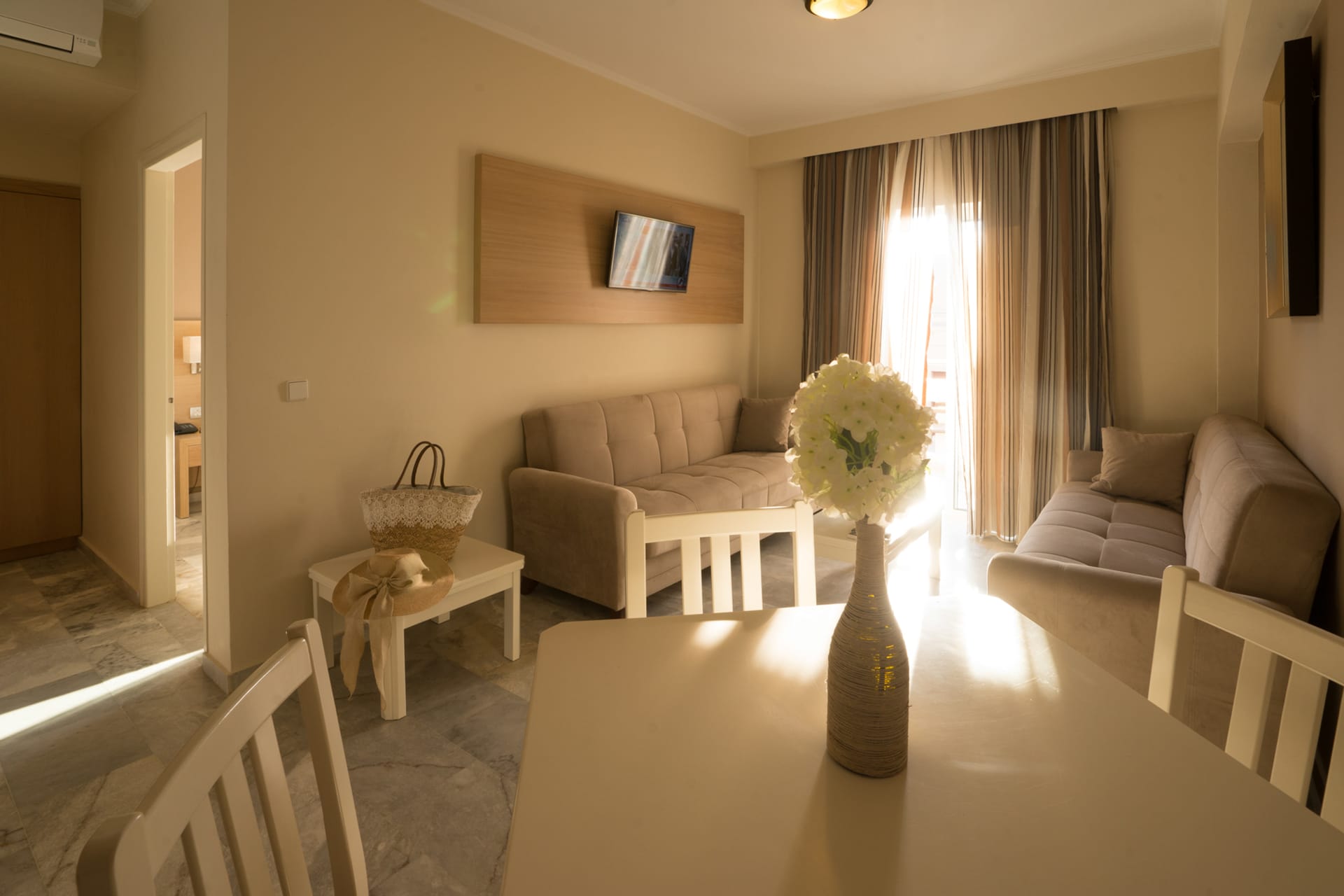 Golden Bay Suites - 1BEDSI - 5