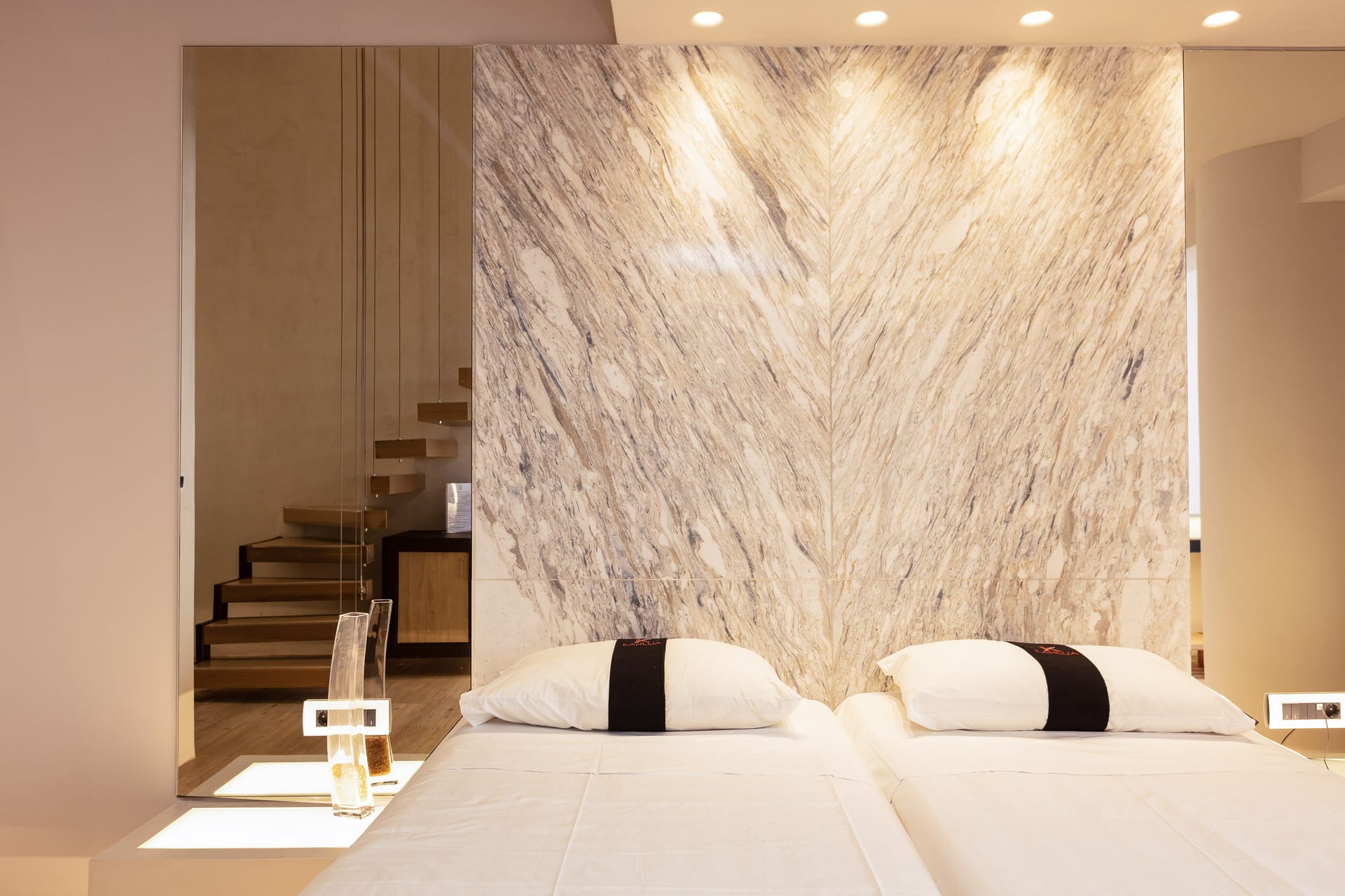 Kahlua Sea View Suites - SPLIT - 2