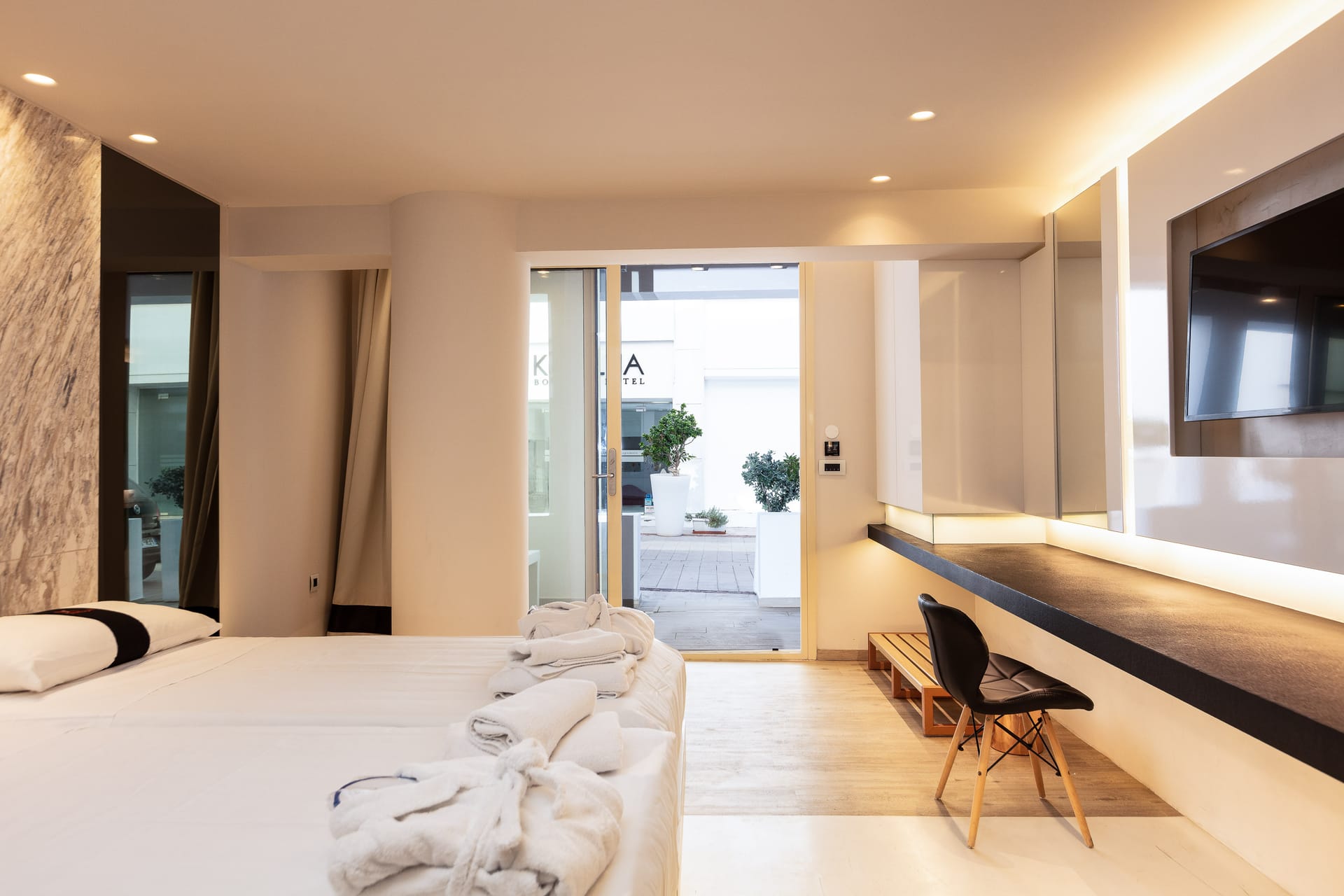 Kahlua Sea View Suites - SPLIT - 3