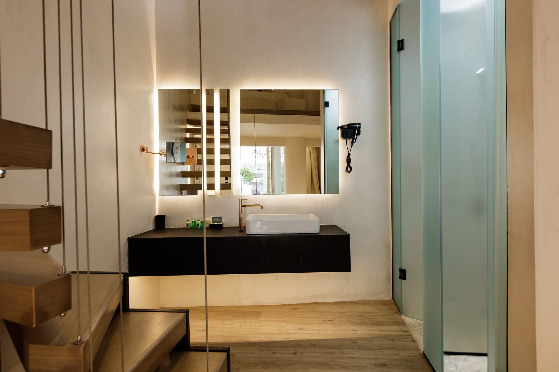 Kahlua Sea View Suites - SPLIT - 8