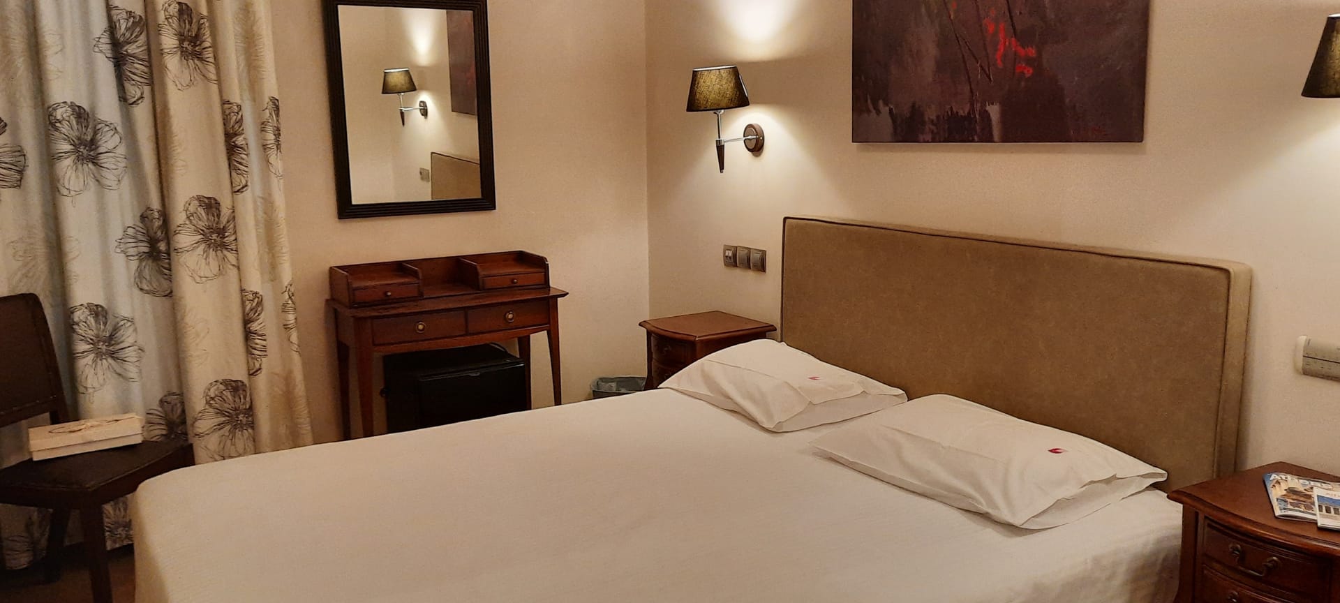 Economy Single Room – Semi Basement