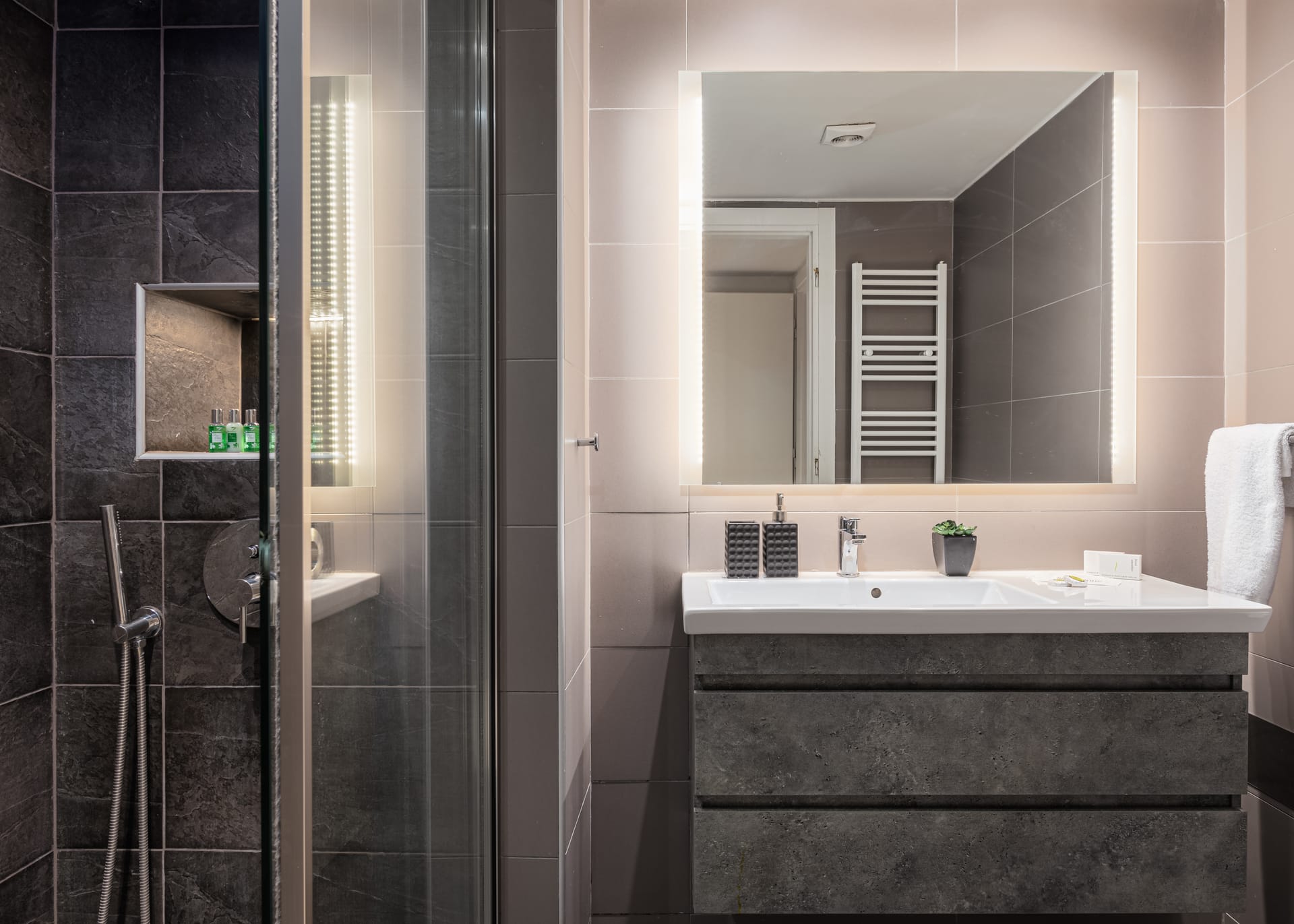 Bill & John Apartments & Villas - BOUTIQ - 16