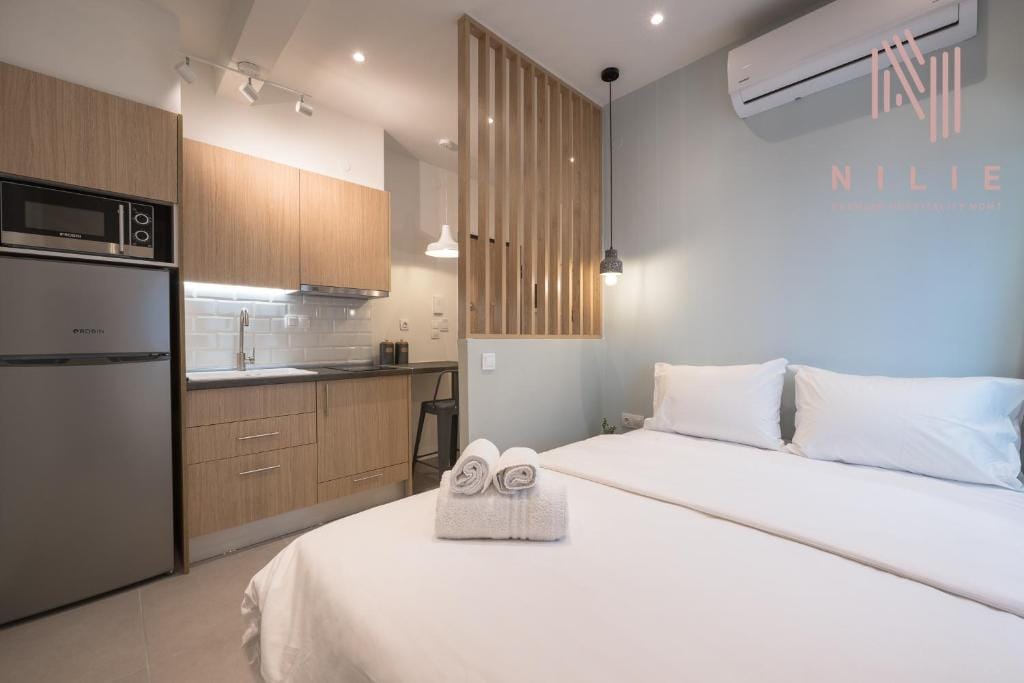 Ladadika INsite 1 | Likourgou 3