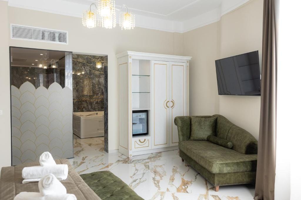 Modern Revival Luxury Hotel - JUNIOR - 4