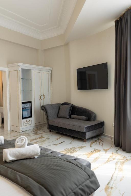 Modern Revival Luxury Hotel - FS - 4