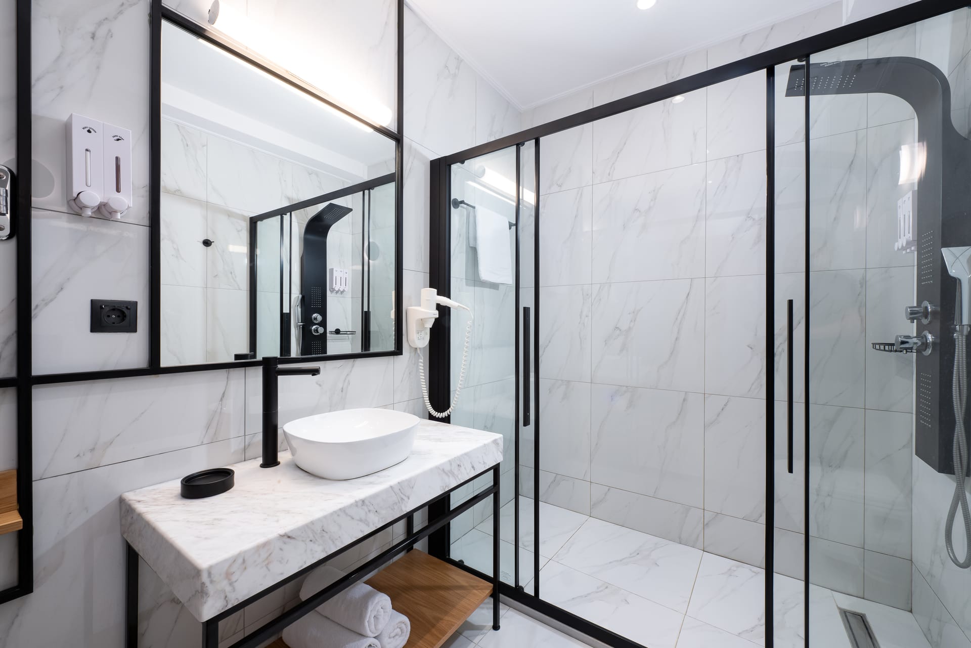 Enattica Suites - SUP - 18